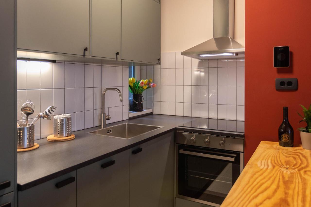 Design 1Bdr Apartment With Balcony Загреб Екстериор снимка