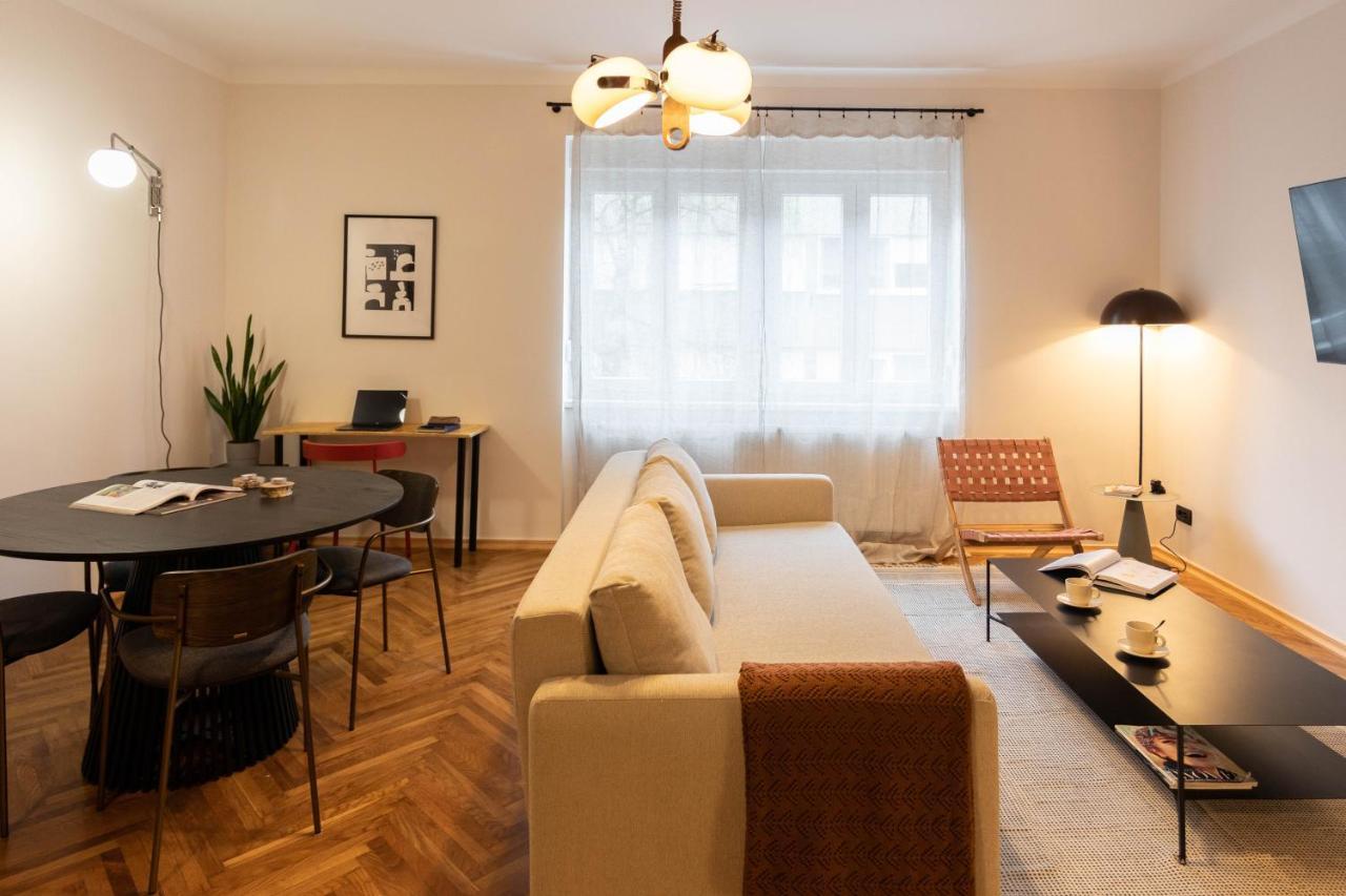 Design 1Bdr Apartment With Balcony Загреб Екстериор снимка